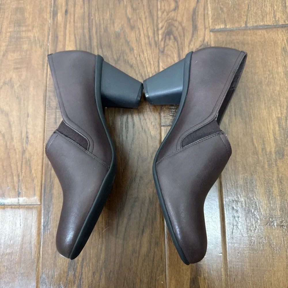 Vionic Leather Sumner Pump Heels Orthaheel Comfort Brown Office Career Women's 9